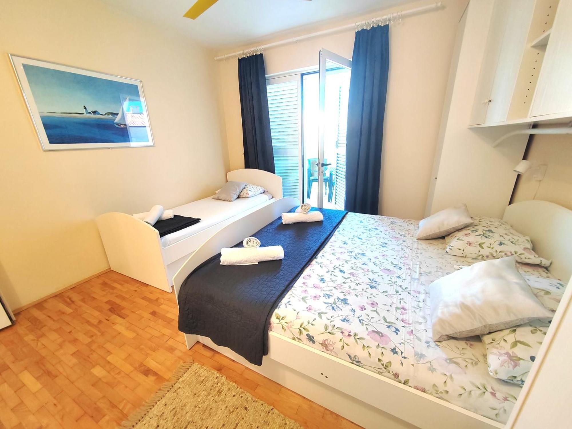 Apartments Gareta Gradac  Extérieur photo