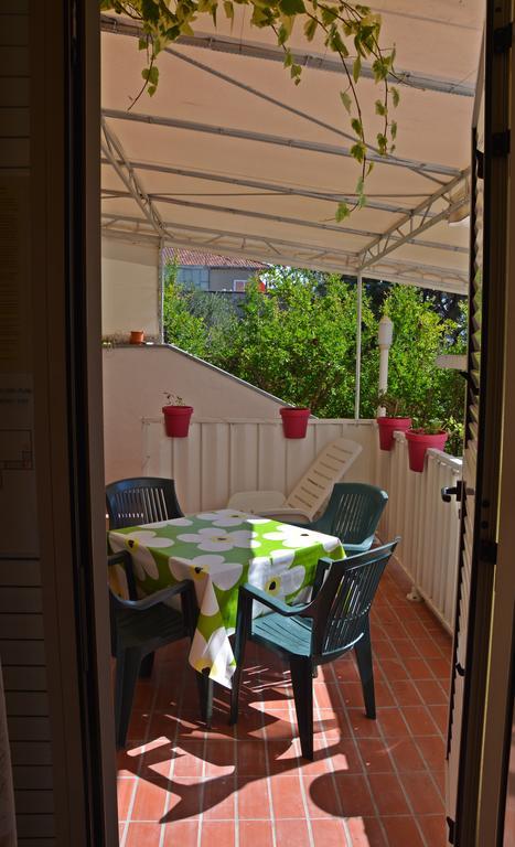 Apartments Gareta Gradac  Chambre photo