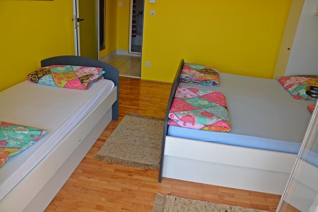 Apartments Gareta Gradac  Chambre photo