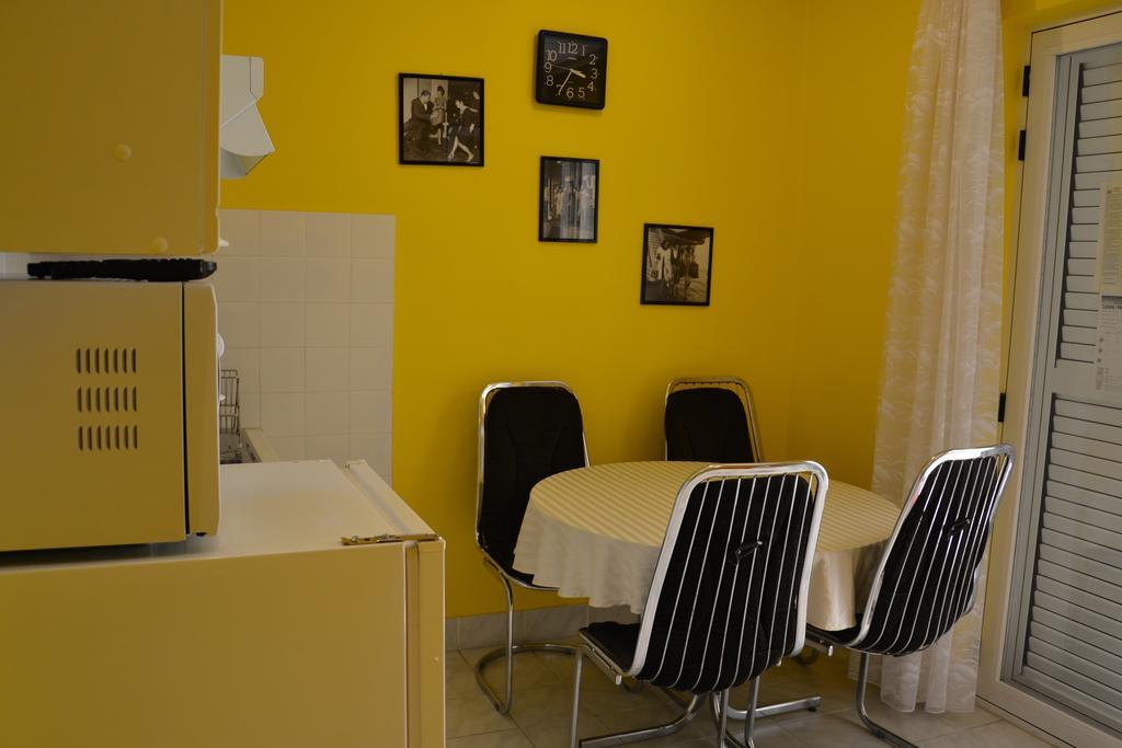 Apartments Gareta Gradac  Chambre photo